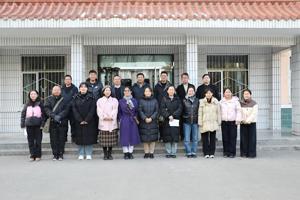 学院组织开展“党员暖心进寝室，文明安全促成长”主题党日活动